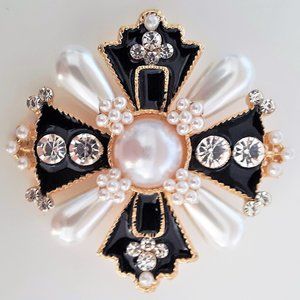 Stellar MALTESE CROSS Rhinestone Pearl Brooch